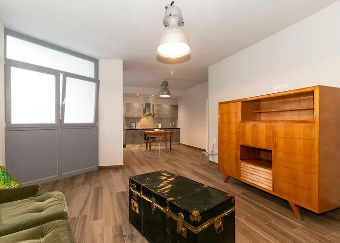 Guesthost - Roomy And Cozy Lingotto Apartamento