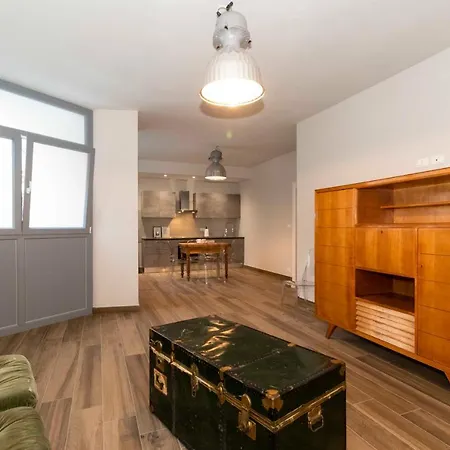 Guesthost - Roomy And Cozy Lingotto Appartamento