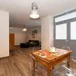 Guesthost - Roomy And Cozy Lingotto 토리노