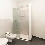 Guesthost - Roomy And Cozy Lingotto 아파트