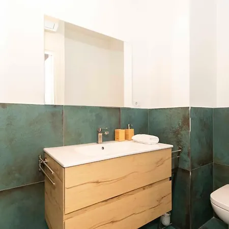 Guesthost - Roomy And Cozy Lingotto Appartement *